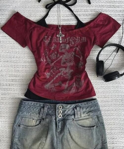 Bordo İskelet Baskılı Boyundan Bağlama Crop