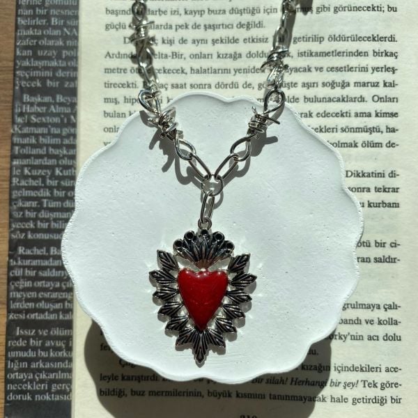 Crown Heart Thorny Kolye
