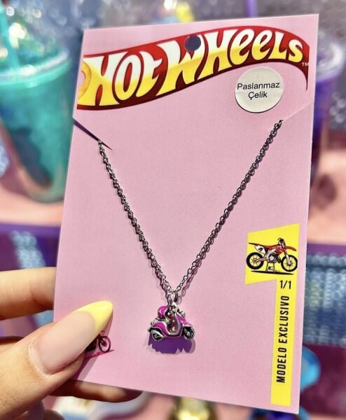 Pembe Hotweels Kartlıklı Motor Çelik Kolye