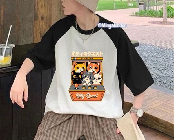 Reglan Kol Kıtty Qest Baskılı T-Shirt