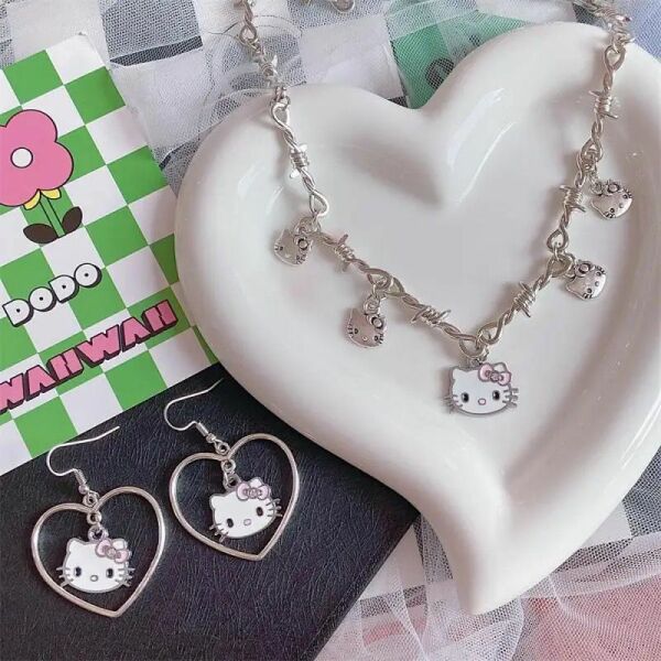 Kawaii Hello Kitty Helys Kolye