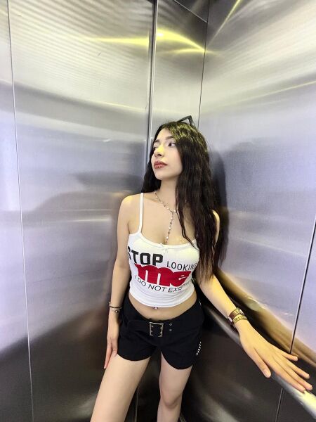 Stop Looking Baskılı Askılı Crop