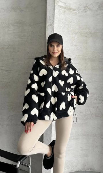 Yeni sezon beyaz kalpli hırka