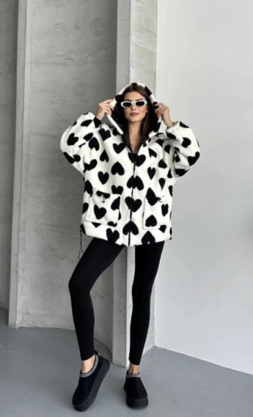 Yeni sezon siyah kalp hırka