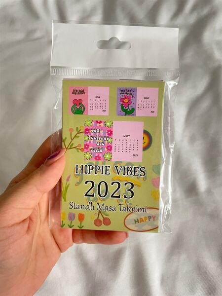Hippie Vibes 2023 Standlı Masa Takvimi