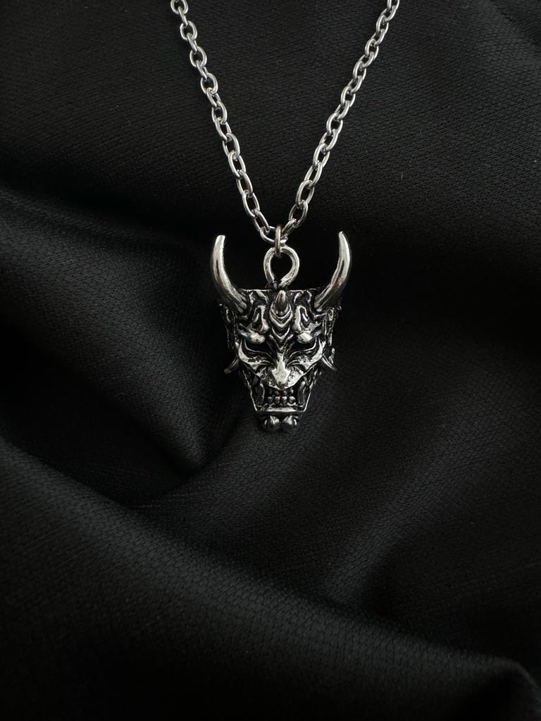 Angry Devil Kolye