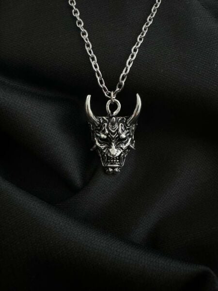 Angry Devil Kolye