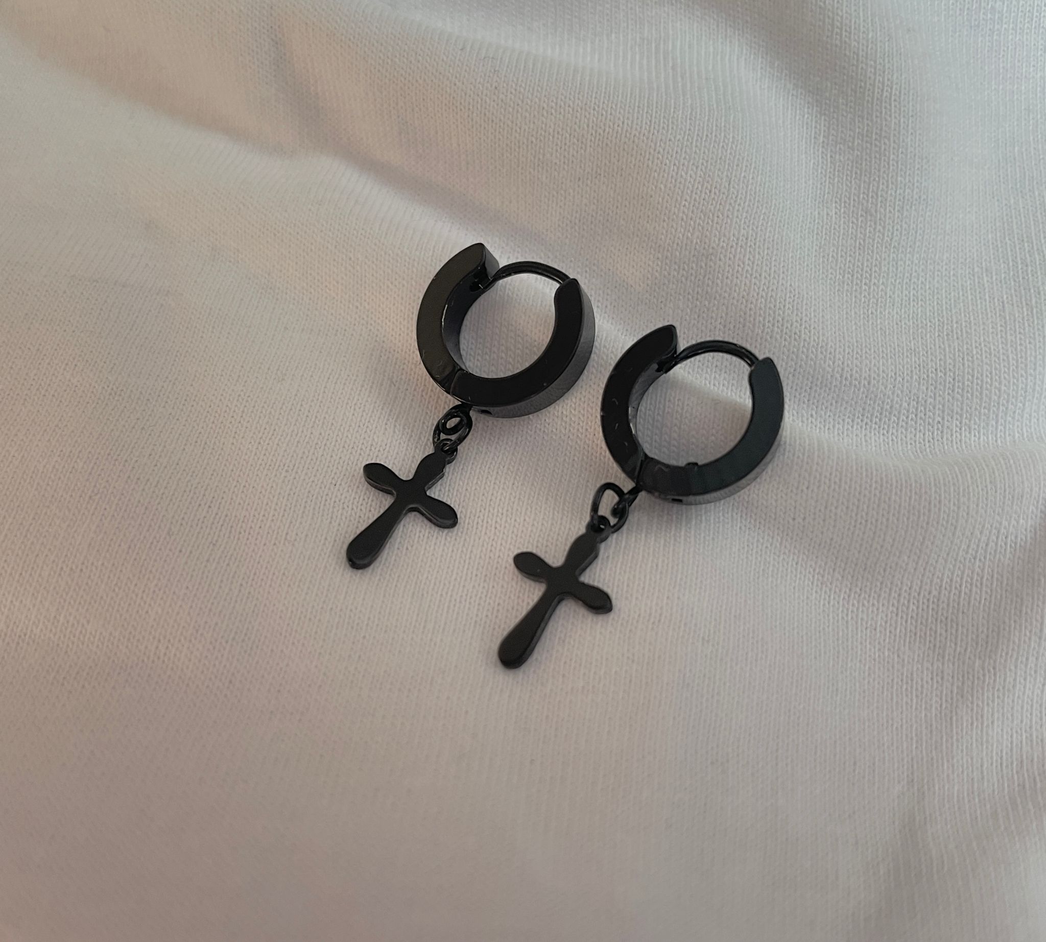 Gothic Black Cross Küpe