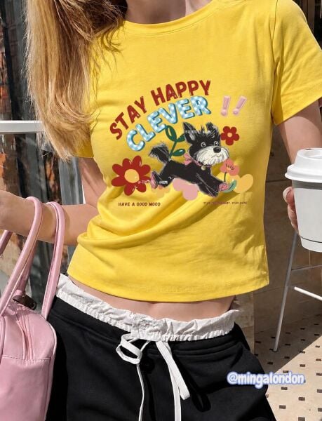 Stay Happy Clever Baskılı Sarı Kemer Boy Y2K Kısa Kollu Crop