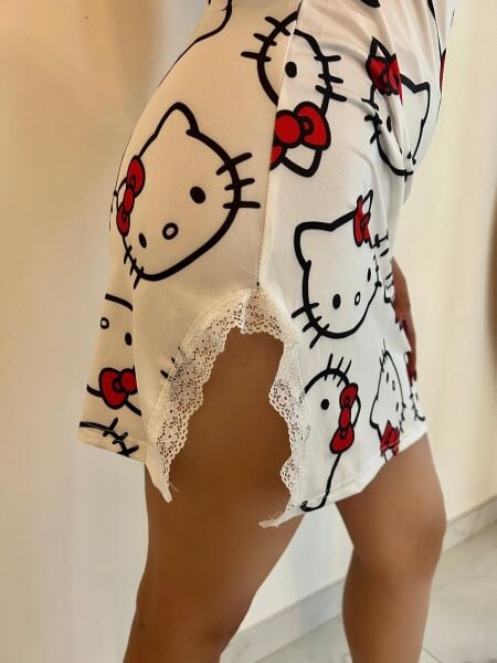 Beyaz Hello Kitty Saten Gecelik