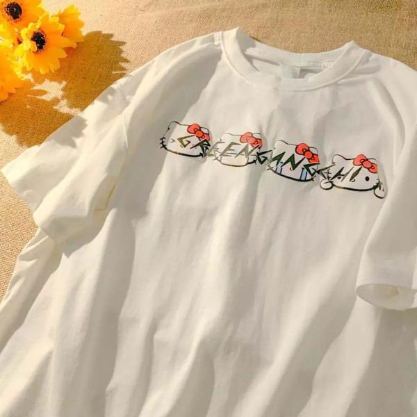Hello Kitty Sick Emoji Beyaz (Unisex) T-Shirt