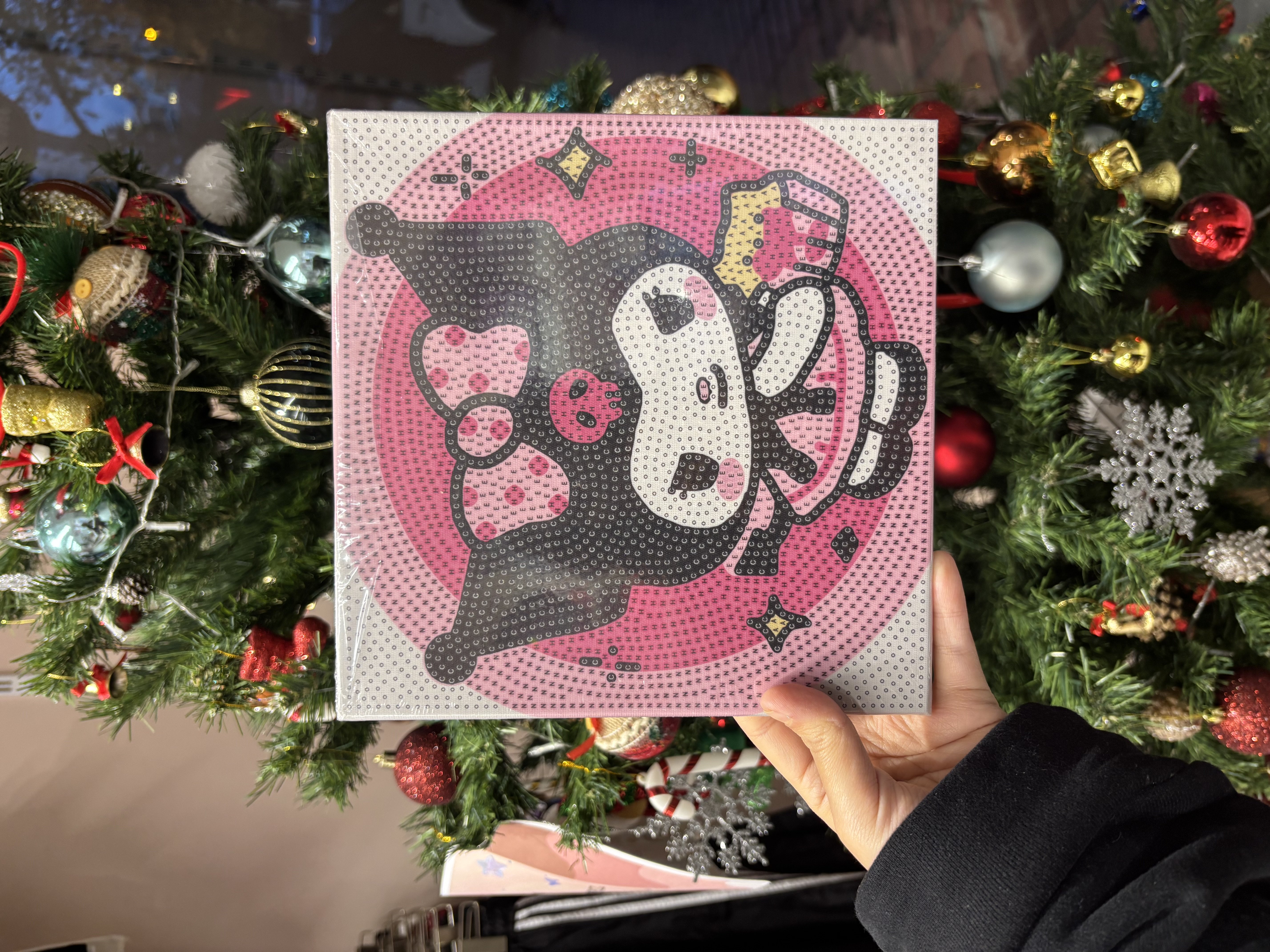 Pembe Kuromi Kristal Taşlama