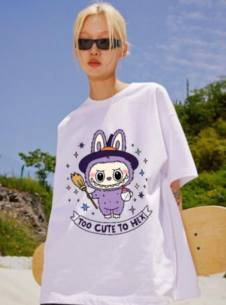 Unisex Capped Labubu Baskılı Bisiklet Yaka T-Shirt