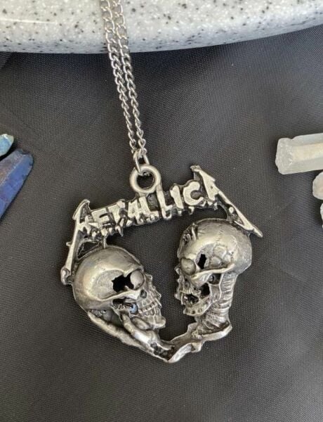 Metallica Kolye