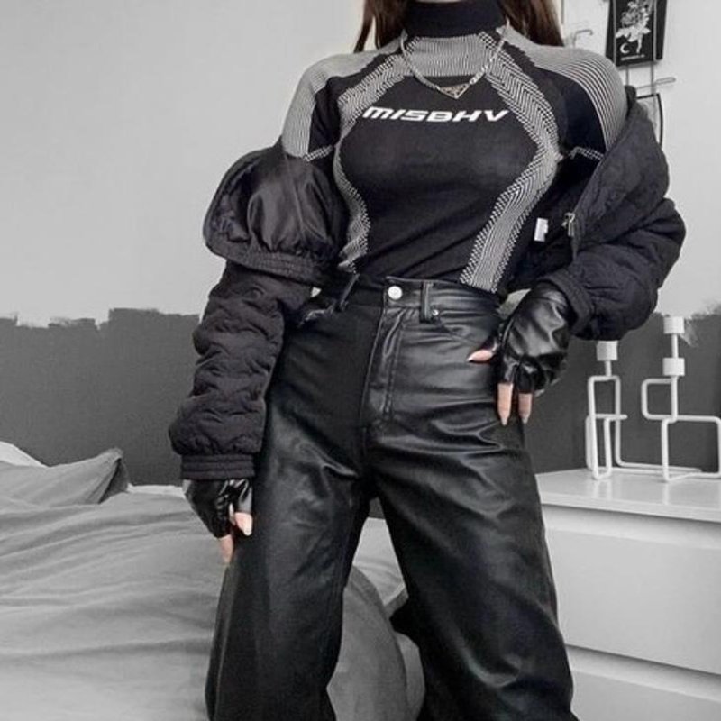 Siyah MİSBHV Gri Şeritli Çıtçıtlı Uzun Kollu Body