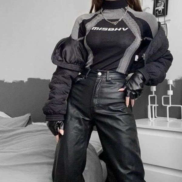 Siyah MİSBHV Gri Şeritli Çıtçıtlı Uzun Kollu Body