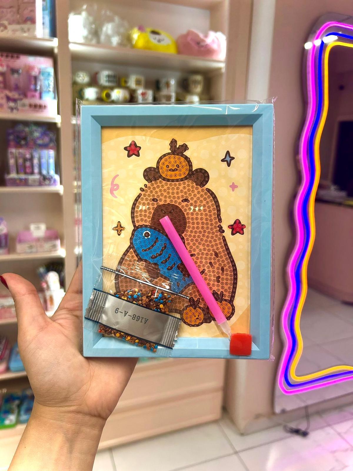 Mavi Capybara Temalı Çerçeveli Taşlama Seti