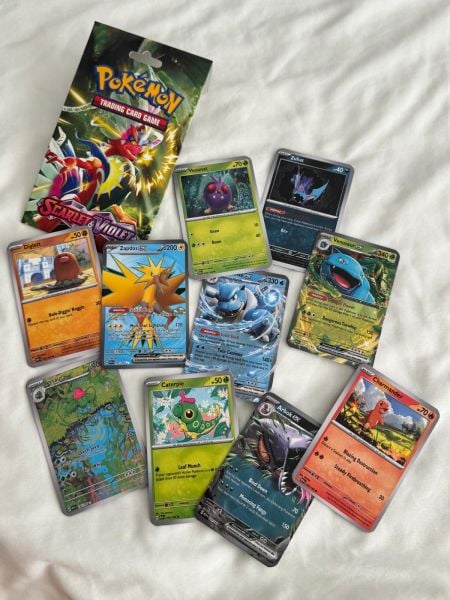 Scarlet and Violet Blue Pokemon Kartı