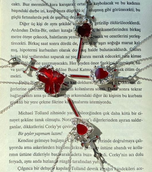 Red Pamuk Prenses ve Avcı Çift Kolyesi