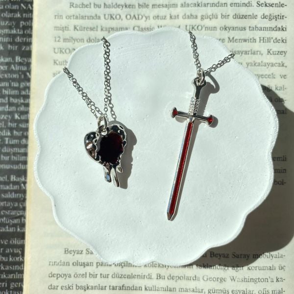 Red Pamuk Prenses ve Avcı Çift Kolyesi