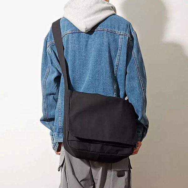 Siyah Unisex Postacı Çanta