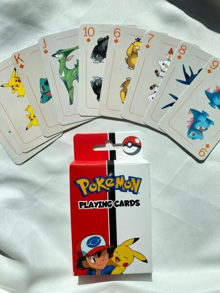 Pokemon iskambil Kağıdı