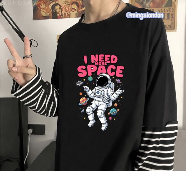 Fake Kollu I Need Mor Space Baskılı Oversize T-Shirt