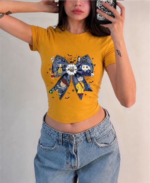 Caroline Fiyonk Baskılı Kemer Boy Y2K Kısa Kollu Crop