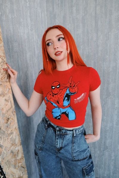 Kırmızı Spiderman Karakter Crop
