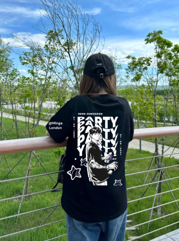 Siyah Jeon Jung-kook Party Sırt Baskılı Oversize Unisex T-shirt