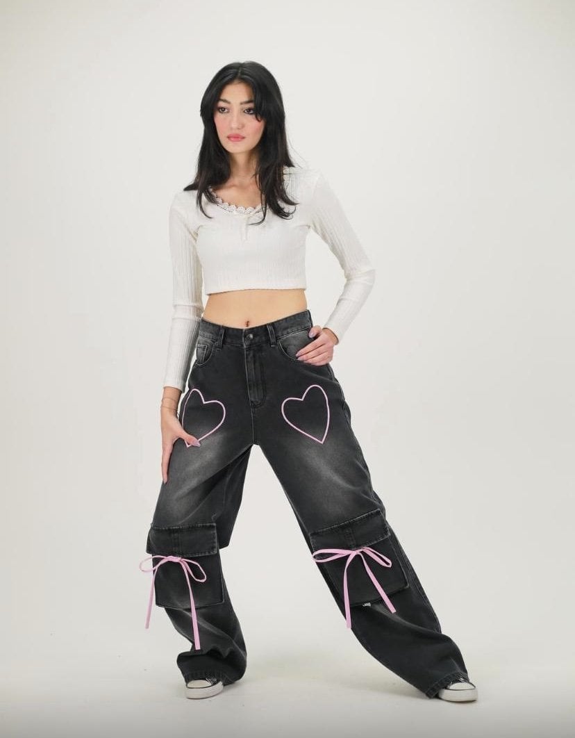 Siyah Taşlanmış Holly Heart Jean