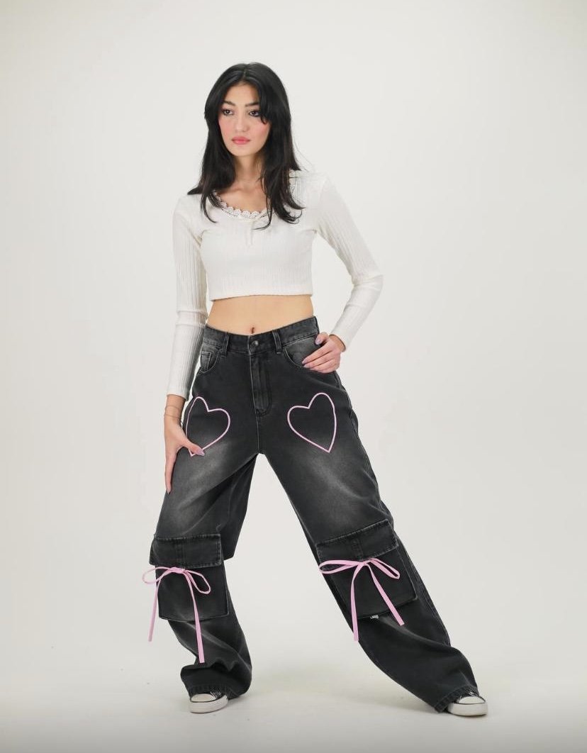 Siyah Taşlanmış Holly Heart Jean