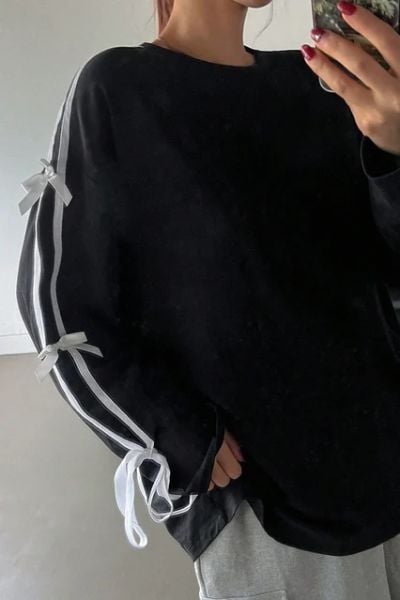 Siyah Beyaz Şeritli Kurdele Detaylı Uzun Kol T-Shirt