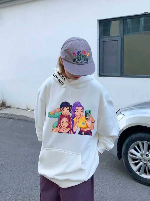Selfie Girls Anime Stil Renkli Baskılı Beyaz Oversize Sweatshirt