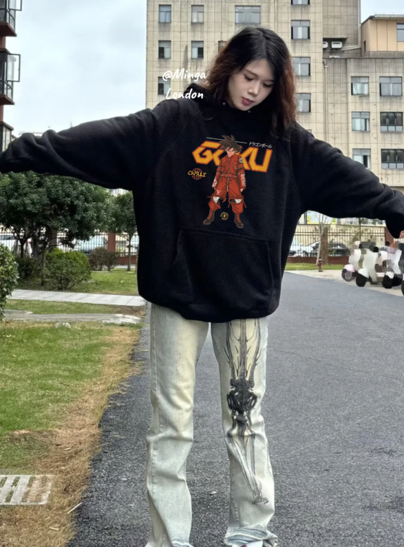 Siyah Anime baskılı oversize Sweatshirt