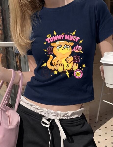 Tummy Hurt Baskılı Lacivert Kemer Boy Y2K Kısa Kollu Crop