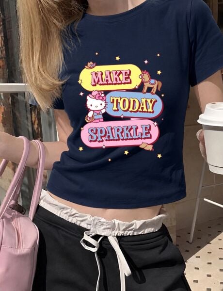 Make Today Sparkle Baskılı Lacivert Kemer Boy Y2K Kısa Kollu Crop