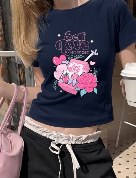 Self Love Potıon Baskılı Lacivert Kemer Boy Y2K Kısa Kollu Crop