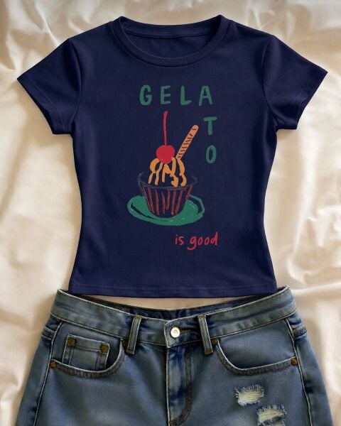 Gela To Is Good Baskılı Lacivert Kemer Boy Y2K Kısa Kollu Crop