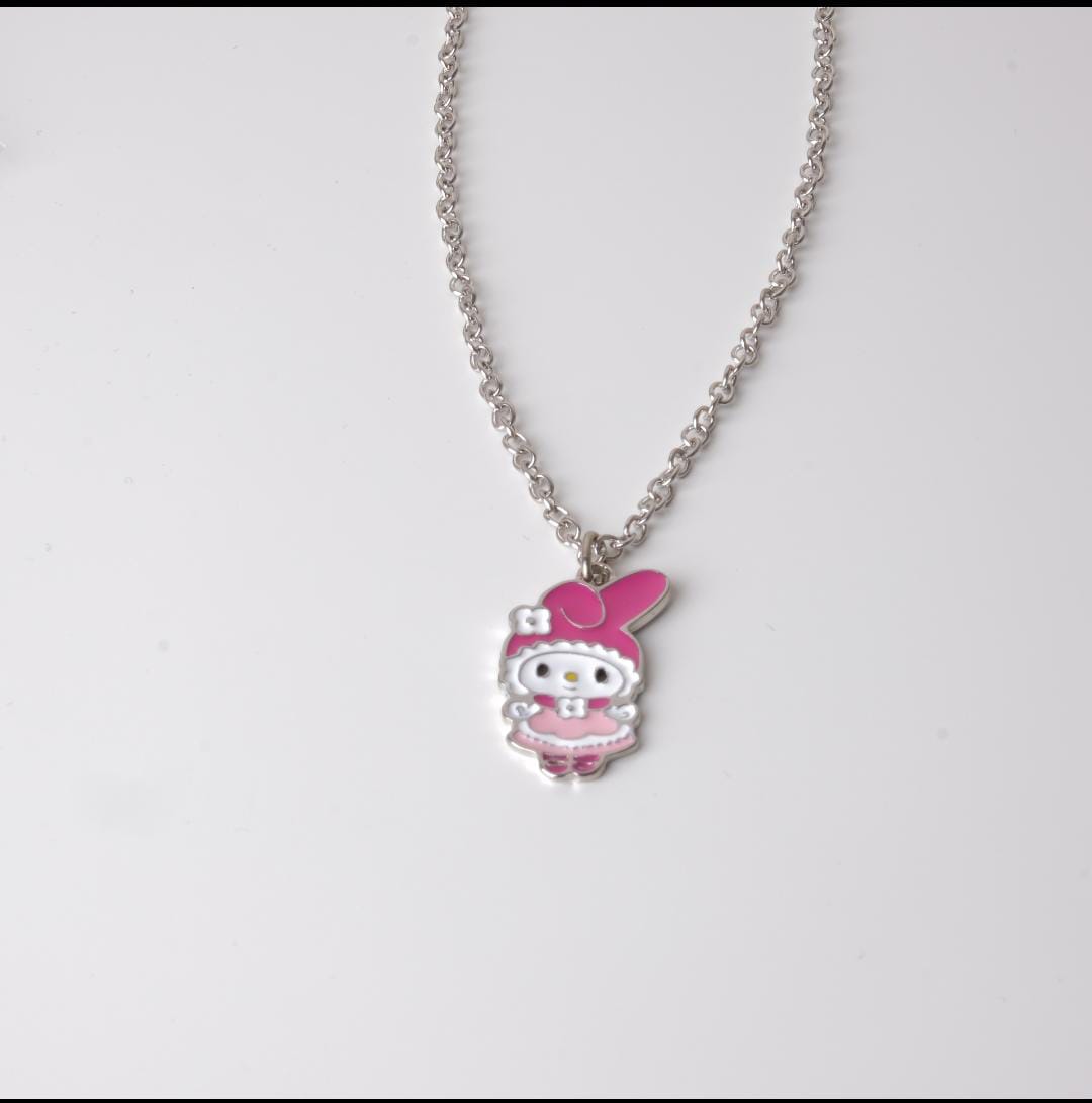 Hello Kitty Servant Girl Kolye