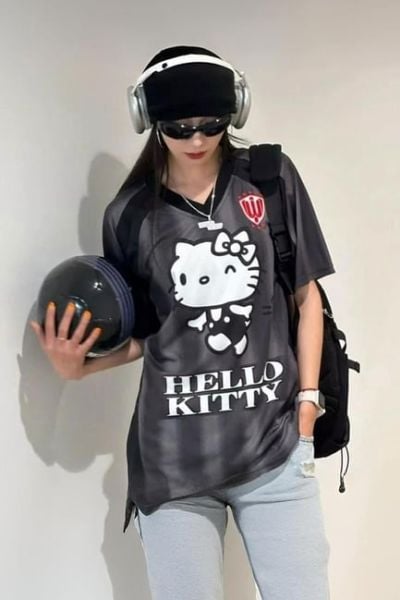 Siyah Çizgili V Yaka Hello Kitty Whoosis Unisex T-shirt