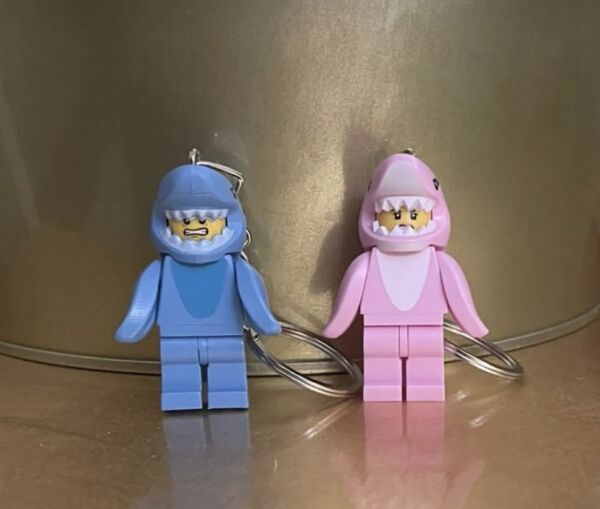Pembe Köpek Balığı Lego Anahtarlık