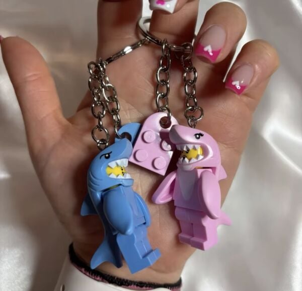 Mavi Köpek Balığı Lego Anahtarlık