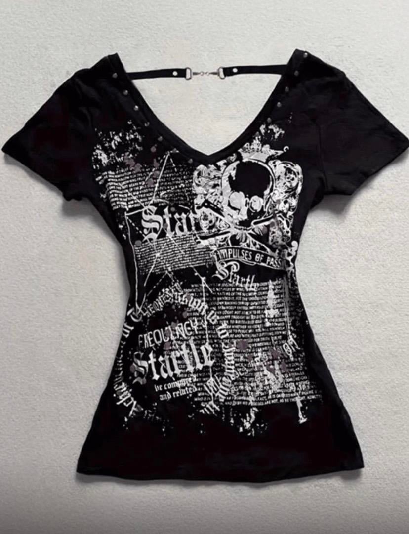 Siyah Startle Askılı Gotik Kısa Kollu Crop