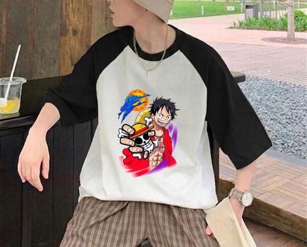Reglan Kol Luffy Ve KuruKafa Baskılı T-Shirt