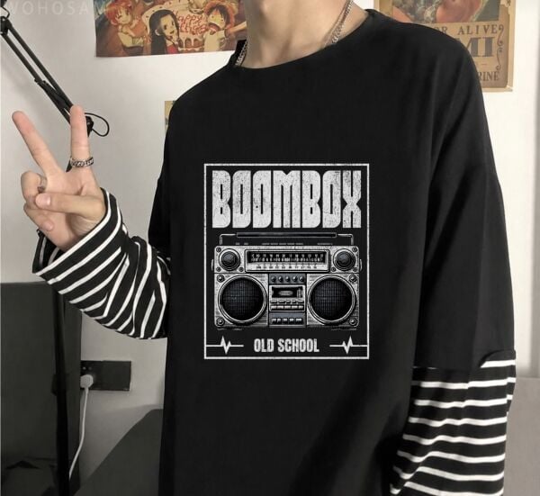 Fake Kollu Boom Box Kaset Baskılı Oversize T-Shirt