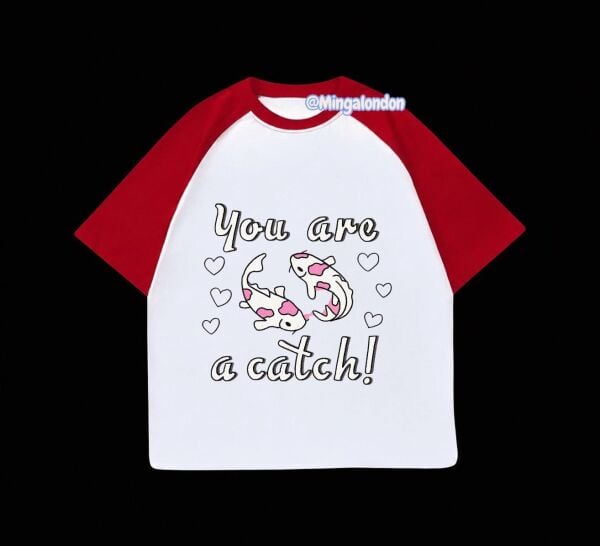 Kırmızı Reglan Kol You Are A Catch Baskılı T-Shirt