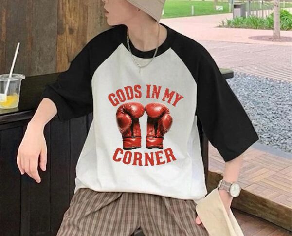 Reglan Kol Gods In My Corner Baskılı T-Shirt