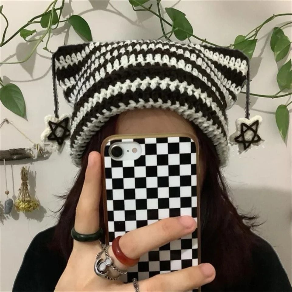 Cat Design Beyaz Star Ponpon Detaylı Bere