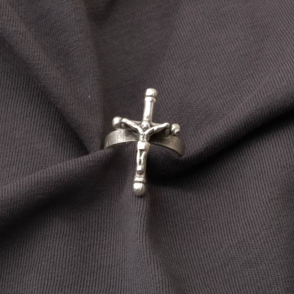 Jesus Hanging Yüzük